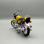 طلایی Kawasaki 750 - تصویر 3