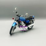 آبی Kawasaki 750
