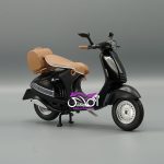 مشکی Vespa GTS