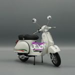 سفید Vespa 150 - تصویر 3