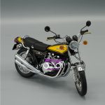 زرد Kawasaki 900