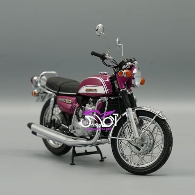 بنفش Suzuki GT 750
