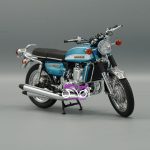 سبز کله غازی Suzuki GT 750