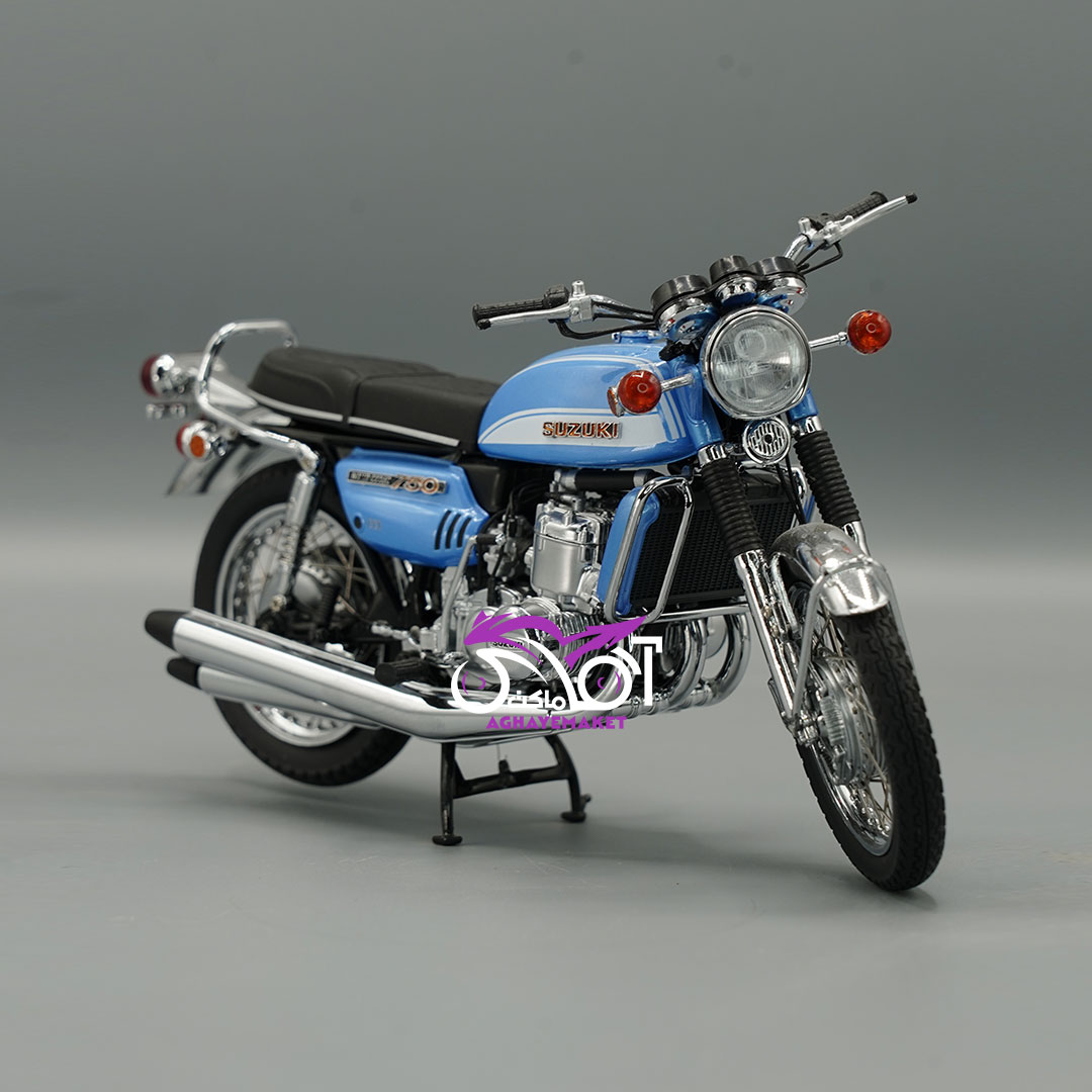 45 آبی Suzuki GT 750 - تصویر 1