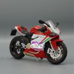 قرمز Ducati panigal