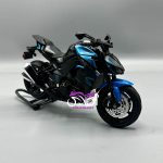 آبی Kawasaki Z 1000