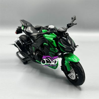 سبز Kawasaki Z 1000