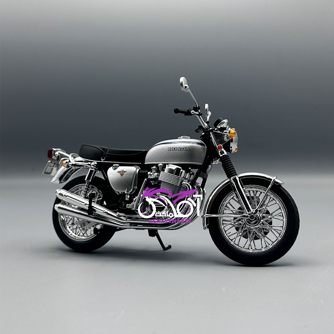 2-19 نقره ای Honda 750 four - تصویر 1