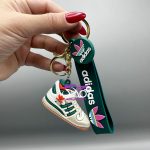 جاسوییچی کتانی آدیداس سبز - تصویر 2